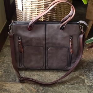 Gray and brown crossbody shoulder bag with pockets